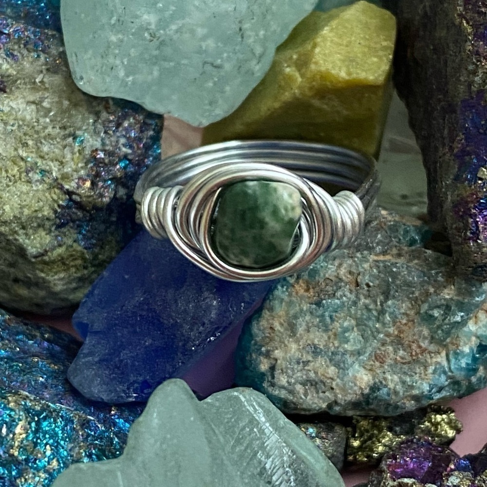 Natural Seraphinite wire, wrapped ring